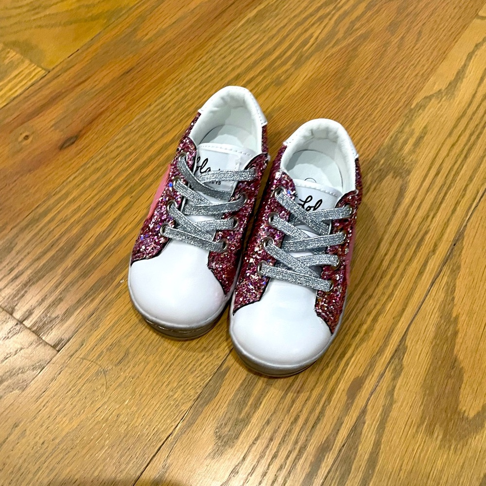 Brand New Lola+The Boys Sneakers Sz 6